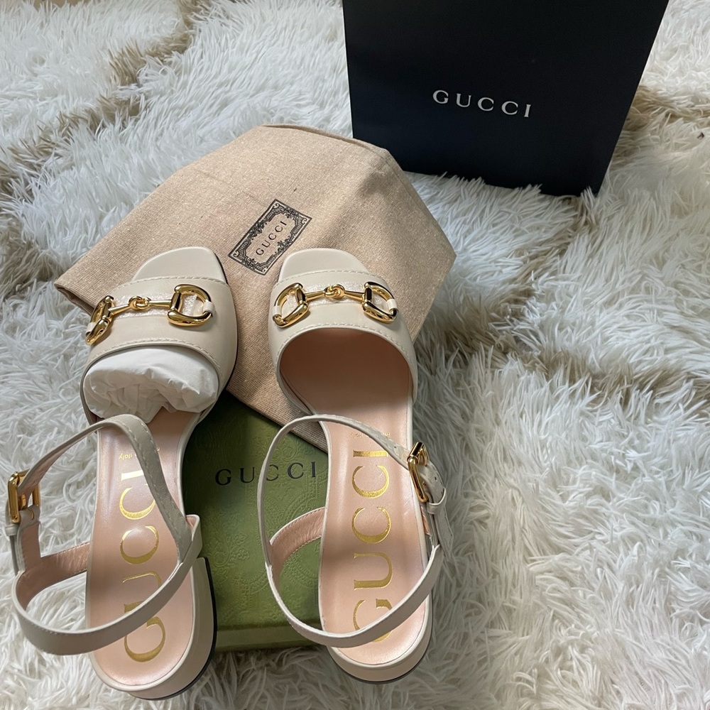 Gucci sandal NWT